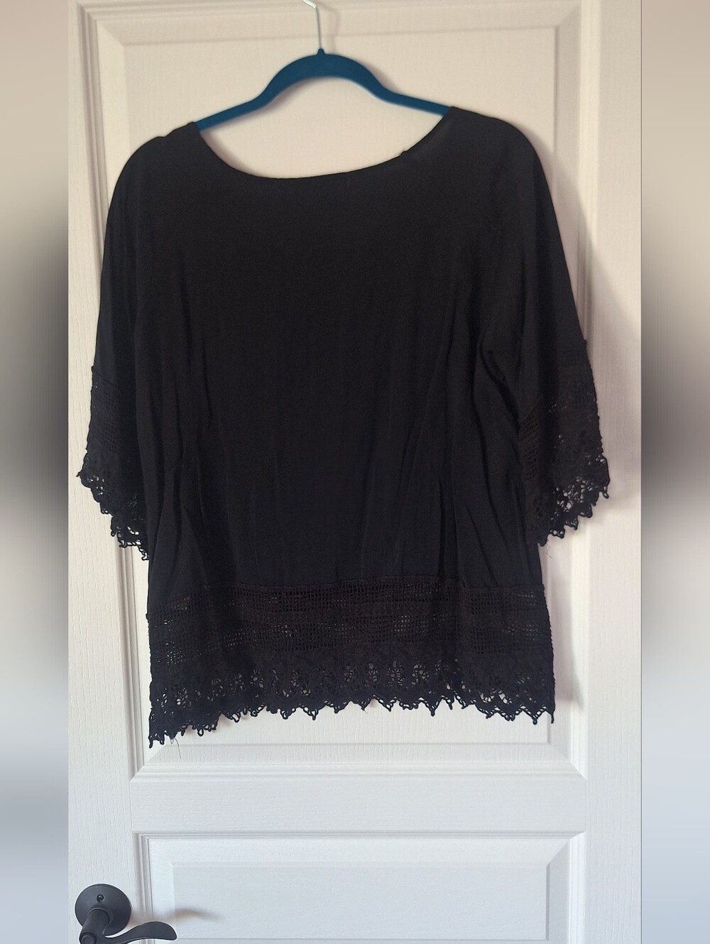Solitaire Black Crochet-Detail Scoop Neck Tunic - Picture 3 of 3